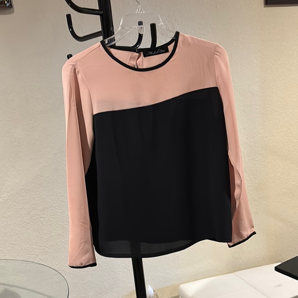 Chic Black and Pink Women's Top